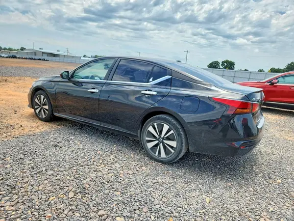 1N4BL4DV2MN407698 2021 NISSAN ALTIMA - Image 2