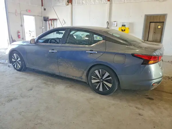 1N4BL4DV2MN413775 2021 NISSAN ALTIMA - Image 2