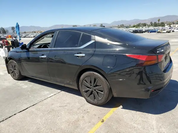 1N4BL4DV2MN414053 2021 NISSAN ALTIMA - Image 2