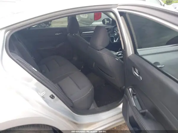 1N4BL4DV2MN421715 2021 NISSAN ALTIMA - Image 8