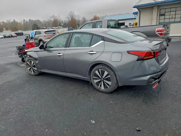 1N4BL4DV2NN341560 2022 NISSAN ALTIMA - Image 2