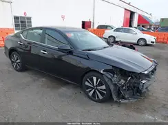 1N4BL4DV2NN351831 2022 NISSAN ALTIMA
