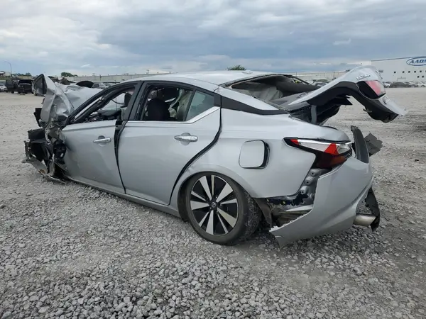 1N4BL4DV2NN356284 2022 NISSAN ALTIMA - Image 2