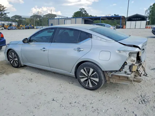 1N4BL4DV2NN358536 2022 NISSAN ALTIMA - Image 2