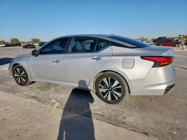 1N4BL4DV2NN362179 2022 NISSAN ALTIMA - Image 2