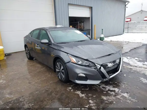 1N4BL4DV2NN363011 2022 NISSAN ALTIMA - Image 1