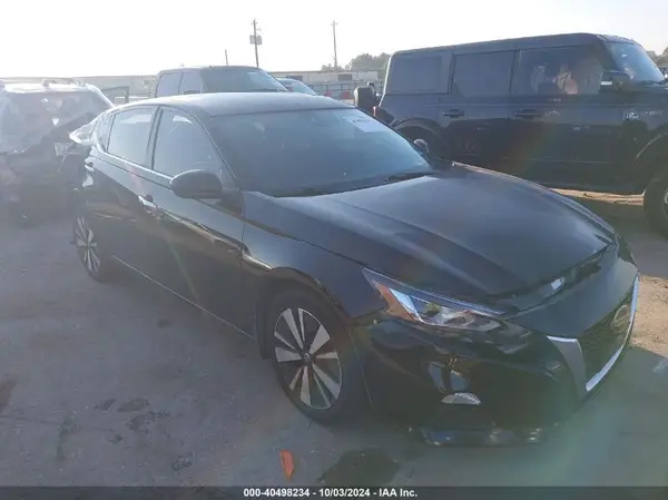 1N4BL4DV2NN374221 2022 NISSAN ALTIMA - Image 1