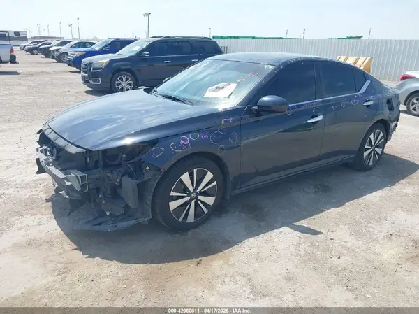 1N4BL4DV2NN379158 2022 NISSAN ALTIMA - Image 2