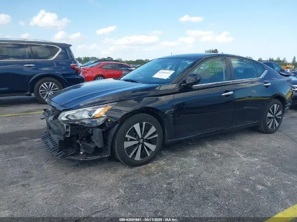 1N4BL4DV2NN389883 2022 NISSAN ALTIMA - Image 2