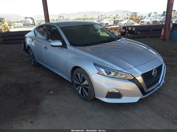 1N4BL4DV2NN409467 2022 NISSAN ALTIMA - Image 1
