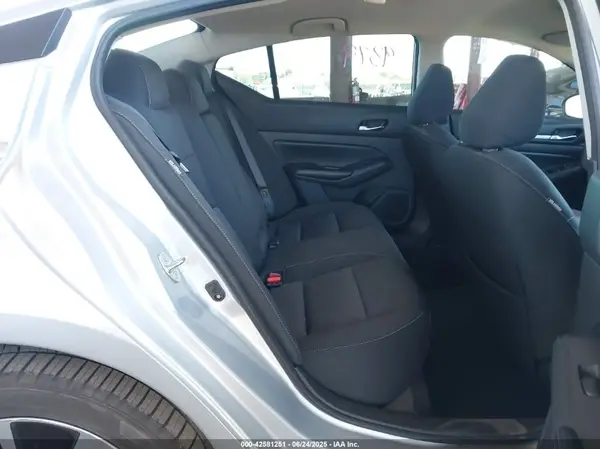 1N4BL4DV2NN409467 2022 NISSAN ALTIMA - Image 8