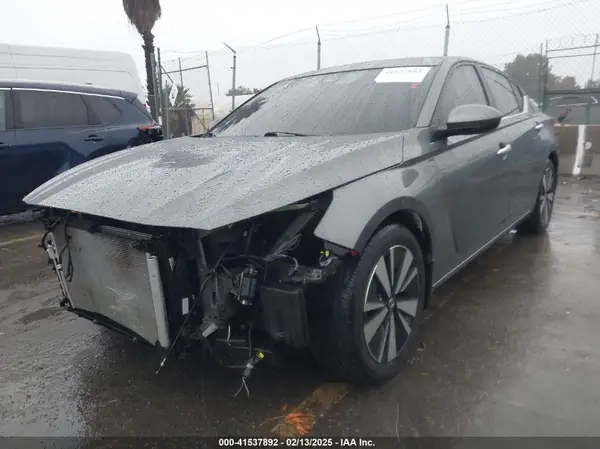 1N4BL4DV2NN413860 2022 NISSAN ALTIMA - Image 2