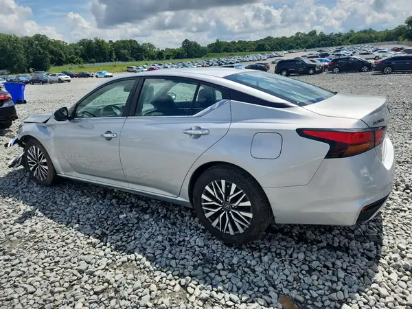 1N4BL4DV2PN307928 2023 NISSAN ALTIMA - Image 2
