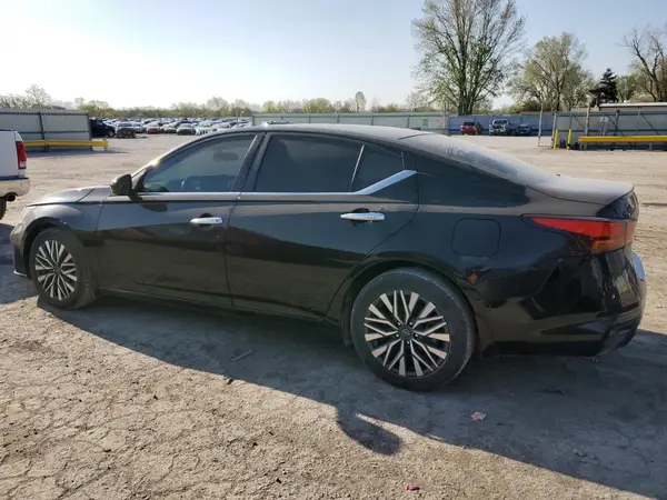 1N4BL4DV2PN314023 2023 NISSAN ALTIMA - Image 2
