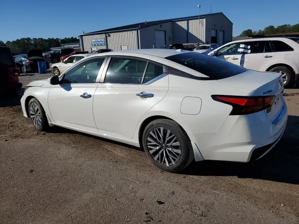 1N4BL4DV2PN315799 2023 NISSAN ALTIMA - Image 2