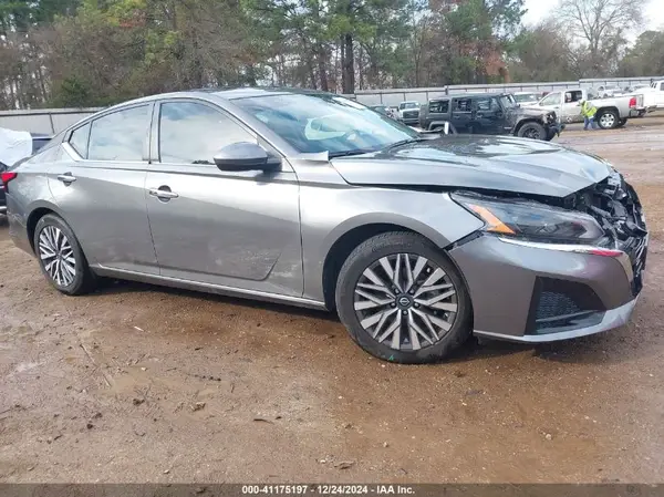 1N4BL4DV2PN341156 2023 NISSAN ALTIMA - Image 1