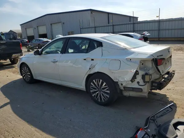 1N4BL4DV2PN341741 2023 NISSAN ALTIMA - Image 2