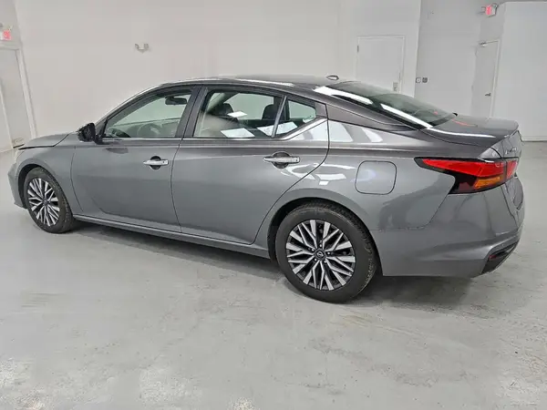 1N4BL4DV2PN345482 2023 NISSAN ALTIMA - Image 2
