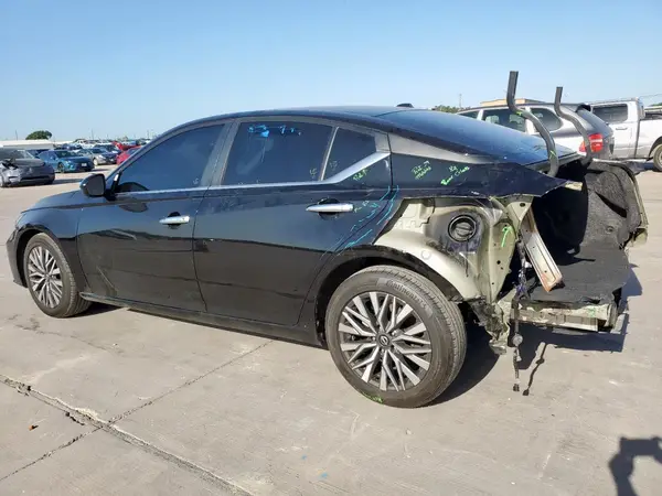 1N4BL4DV2PN346101 2023 NISSAN ALTIMA - Image 2