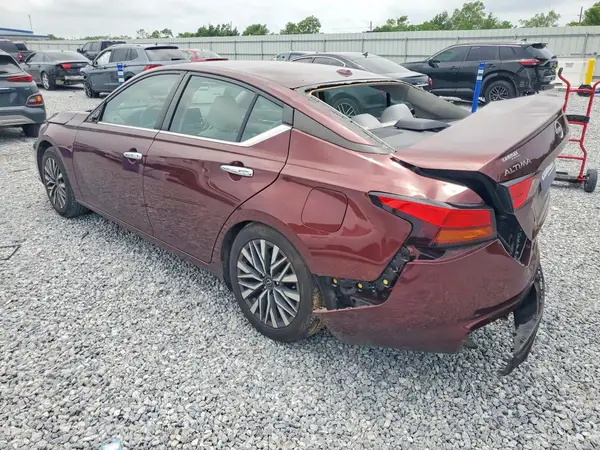 1N4BL4DV2PN346874 2023 NISSAN ALTIMA - Image 2
