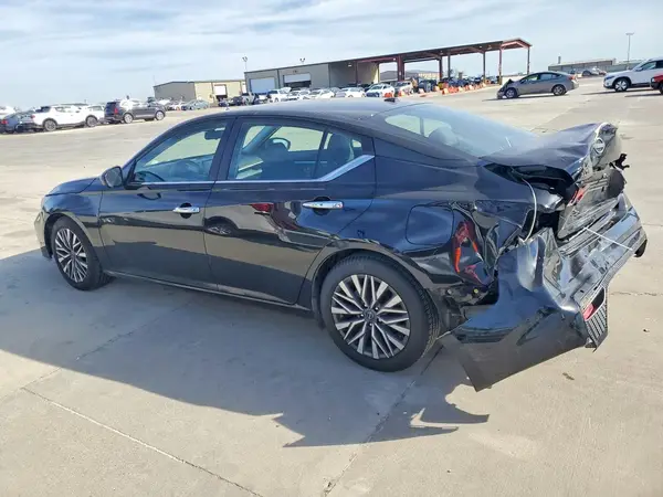 1N4BL4DV2PN349225 2023 NISSAN ALTIMA - Image 2
