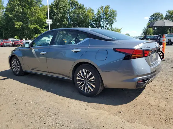 1N4BL4DV2PN357325 2023 NISSAN ALTIMA - Image 2