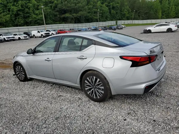 1N4BL4DV2PN362251 2023 NISSAN ALTIMA - Image 2