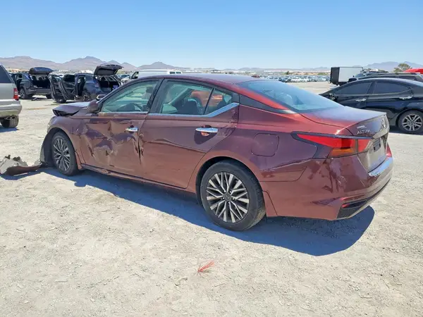1N4BL4DV2PN371886 2023 NISSAN ALTIMA - Image 2
