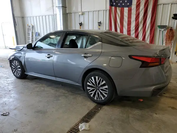 1N4BL4DV2PN376215 2023 NISSAN ALTIMA - Image 2