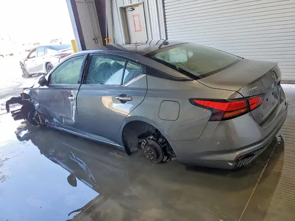 1N4BL4DV2PN376554 2023 NISSAN ALTIMA - Image 2