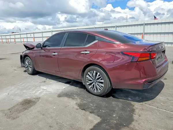 1N4BL4DV2PN380619 2023 NISSAN ALTIMA - Image 2