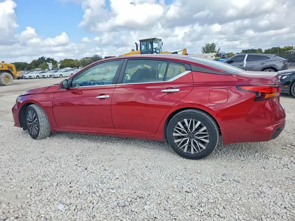 1N4BL4DV2PN382130 2023 NISSAN ALTIMA - Image 2