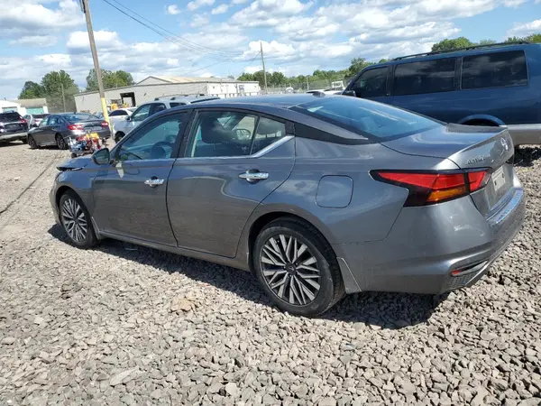 1N4BL4DV2PN421069 2023 NISSAN ALTIMA - Image 2