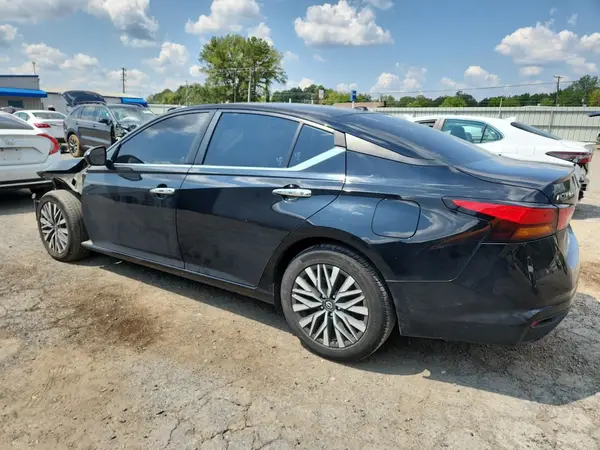 1N4BL4DV2RN308063 2024 NISSAN ALTIMA - Image 2