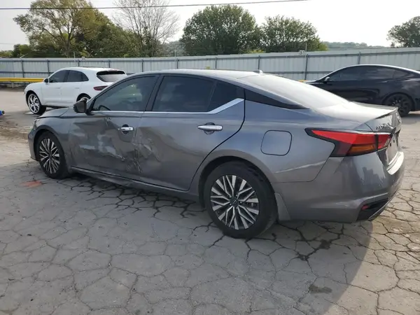 1N4BL4DV2RN311755 2024 NISSAN ALTIMA - Image 2