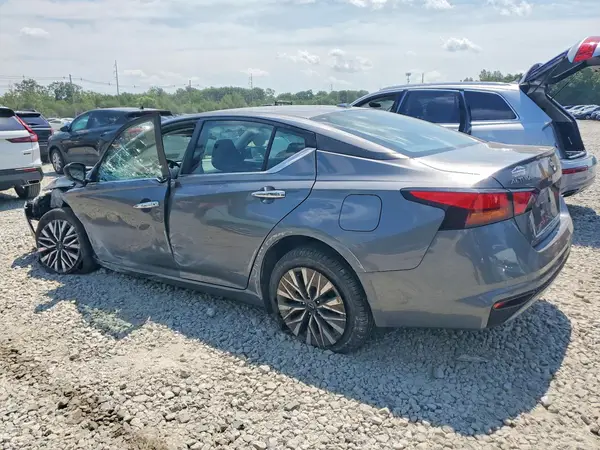 1N4BL4DV2RN313683 2024 NISSAN ALTIMA - Image 2