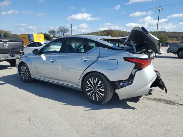 1N4BL4DV2RN313814 2024 NISSAN ALTIMA - Image 2