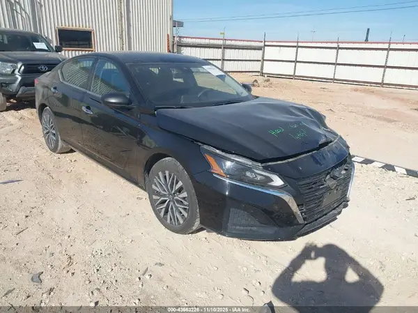 1N4BL4DV2RN324733 2024 NISSAN ALTIMA - Image 1