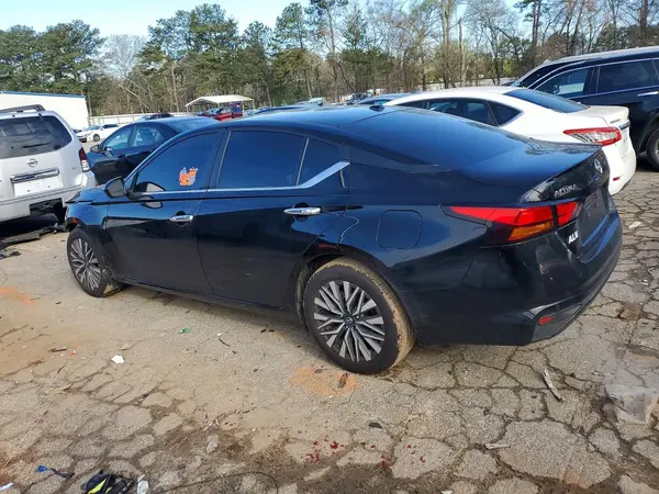 1N4BL4DV2RN327373 2024 NISSAN ALTIMA - Image 2