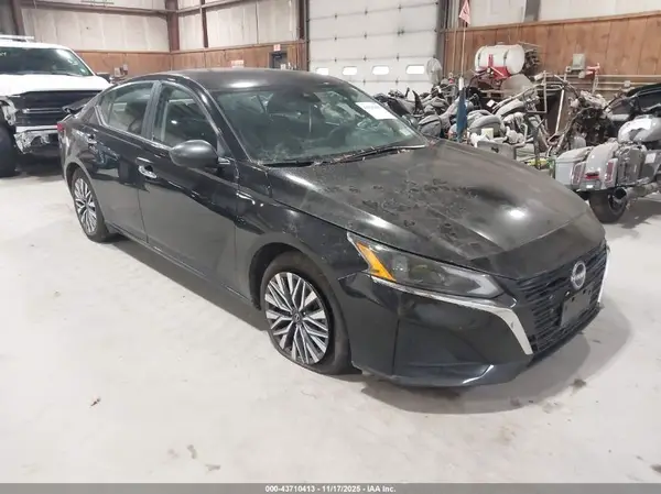 1N4BL4DV2RN327521 2024 NISSAN ALTIMA - Image 1