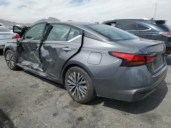 1N4BL4DV2RN331827 2024 NISSAN ALTIMA - Image 2