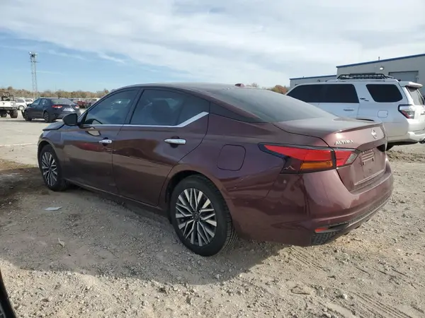 1N4BL4DV2RN336817 2024 NISSAN ALTIMA - Image 2
