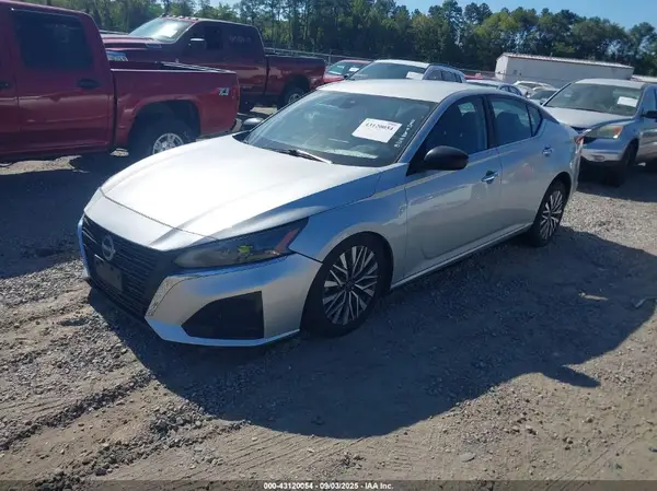 1N4BL4DV2RN347672 2024 NISSAN ALTIMA - Image 2