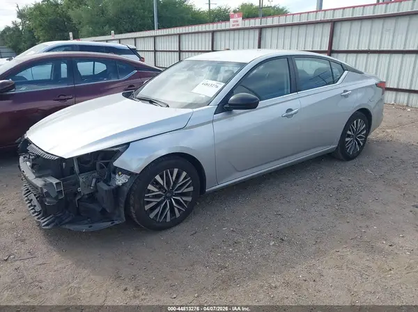 1N4BL4DV2RN347784 2024 NISSAN ALTIMA - Image 2