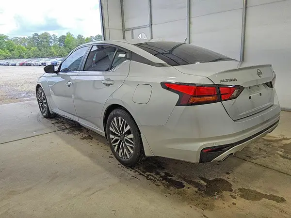 1N4BL4DV2RN354296 2024 NISSAN ALTIMA - Image 2