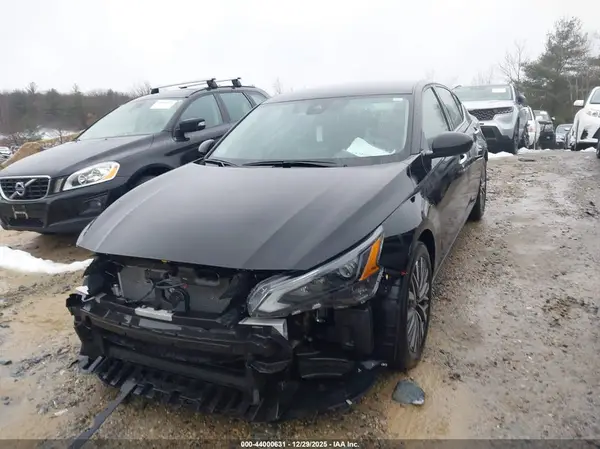 1N4BL4DV2RN355237 2024 NISSAN ALTIMA - Image 2