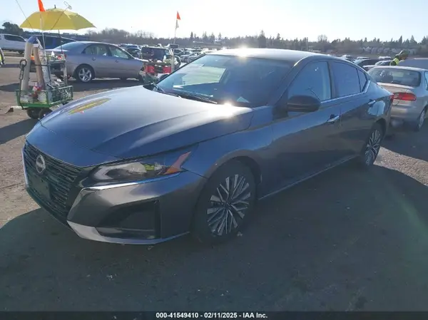 1N4BL4DV2RN363466 2024 NISSAN ALTIMA - Image 2