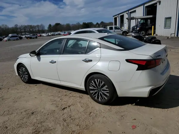 1N4BL4DV2RN367355 2024 NISSAN ALTIMA - Image 2