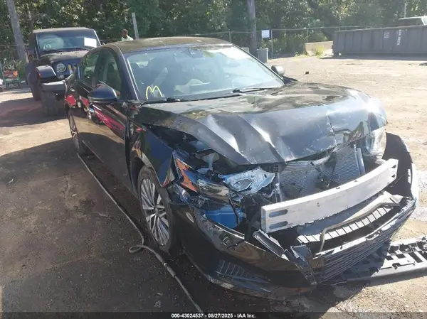 1N4BL4DV2RN376539 2024 NISSAN ALTIMA - Image 1