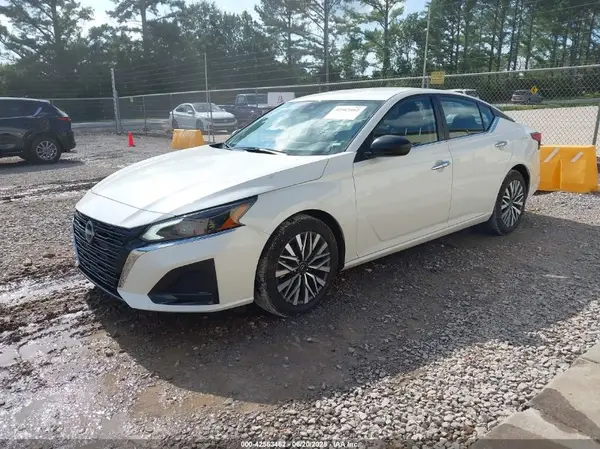 1N4BL4DV2RN387119 2024 NISSAN ALTIMA - Image 2